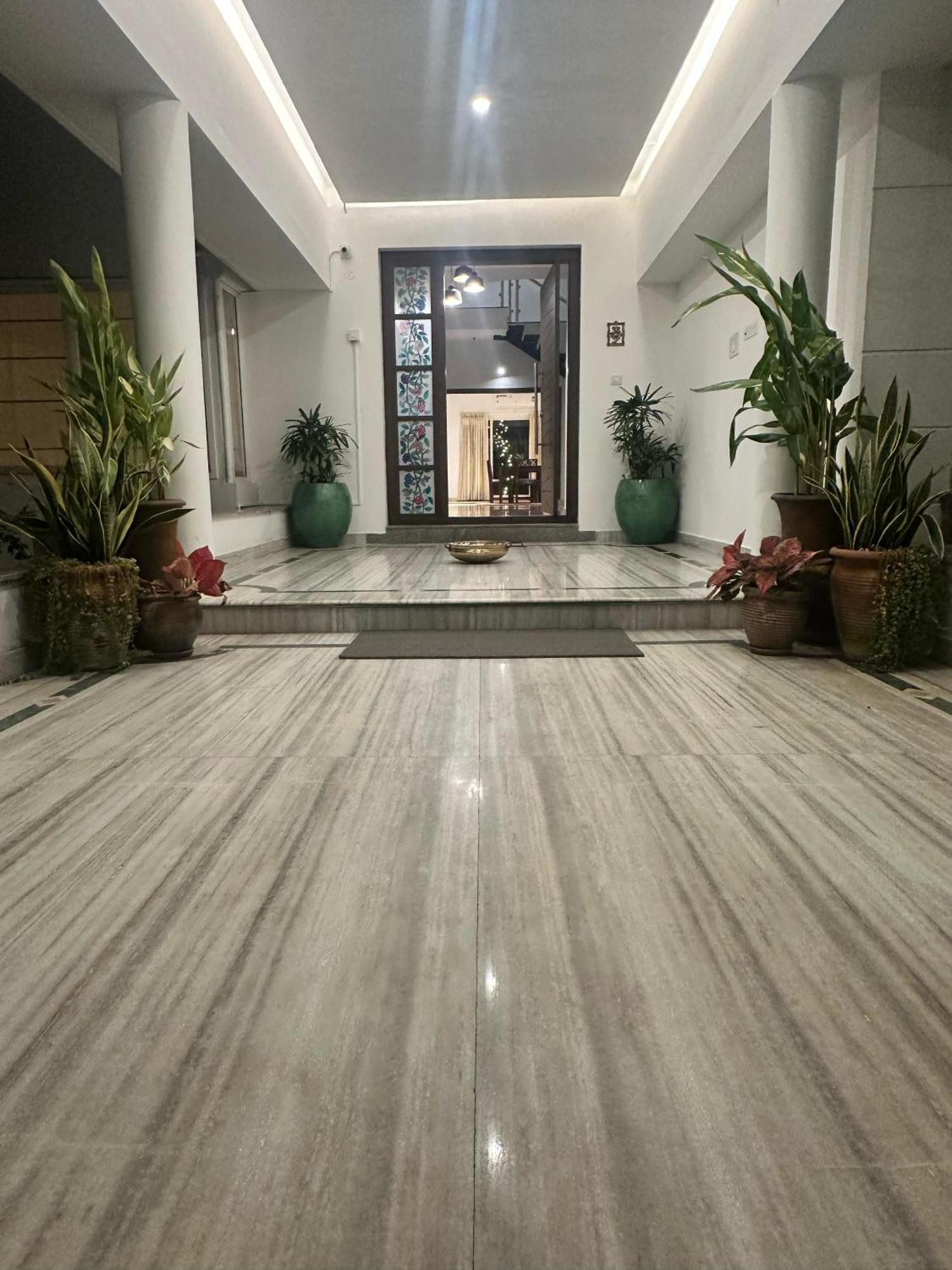 Villa Ithaka By Youkoso Chennai Bagian luar foto
